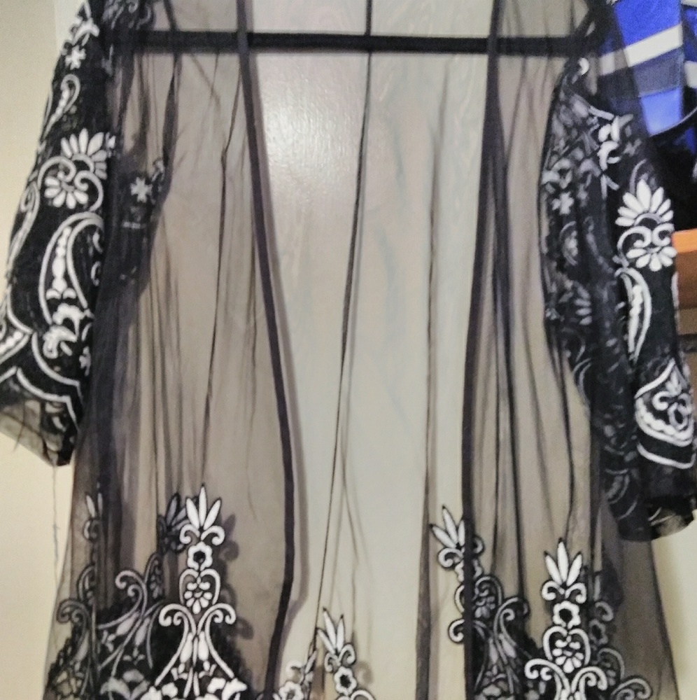 Lacey black kimono